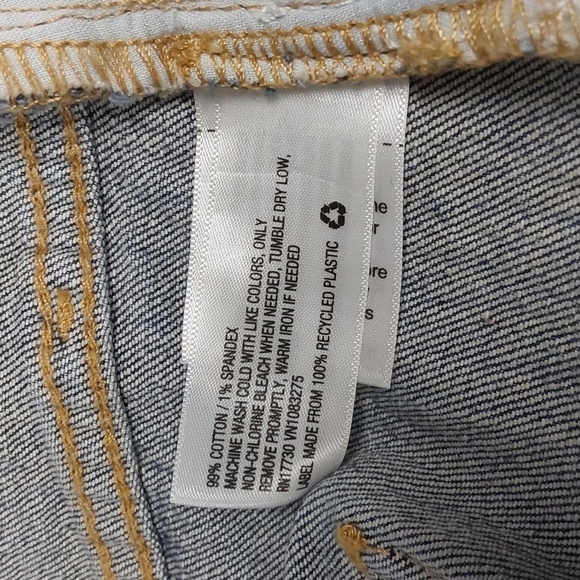 Women's High-Rise Bootcut Jeans | Universal Thread™ | 8 - Picture 11 of 11